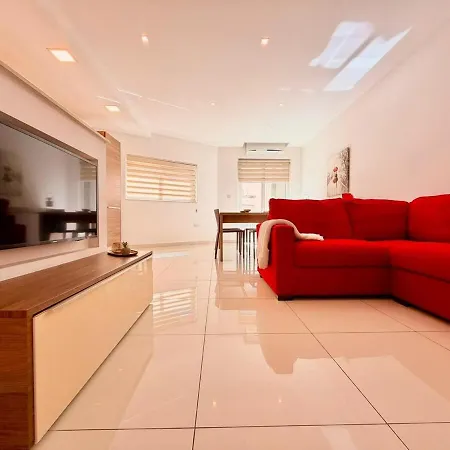 Apartamento 2br Next To The Seafront Gzira