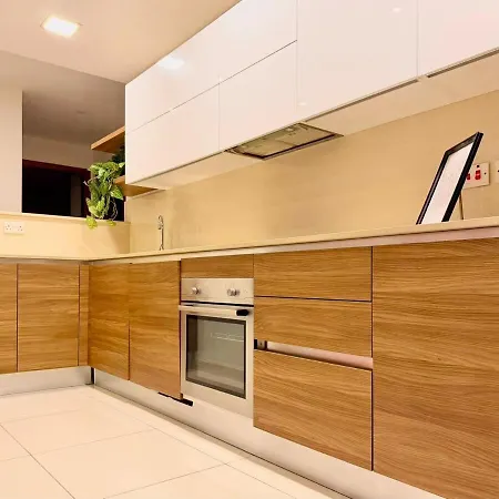 2br Next To The Seafront * Gzira