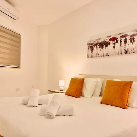 2br Next To The Seafront Appartement *