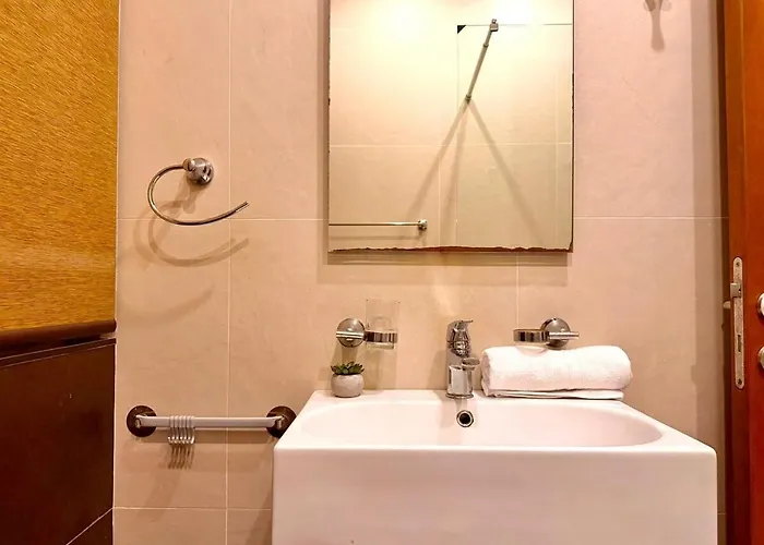 アパート 2br Next To The Seafront *