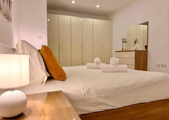 Apartamento 2br Next To The Seafront *